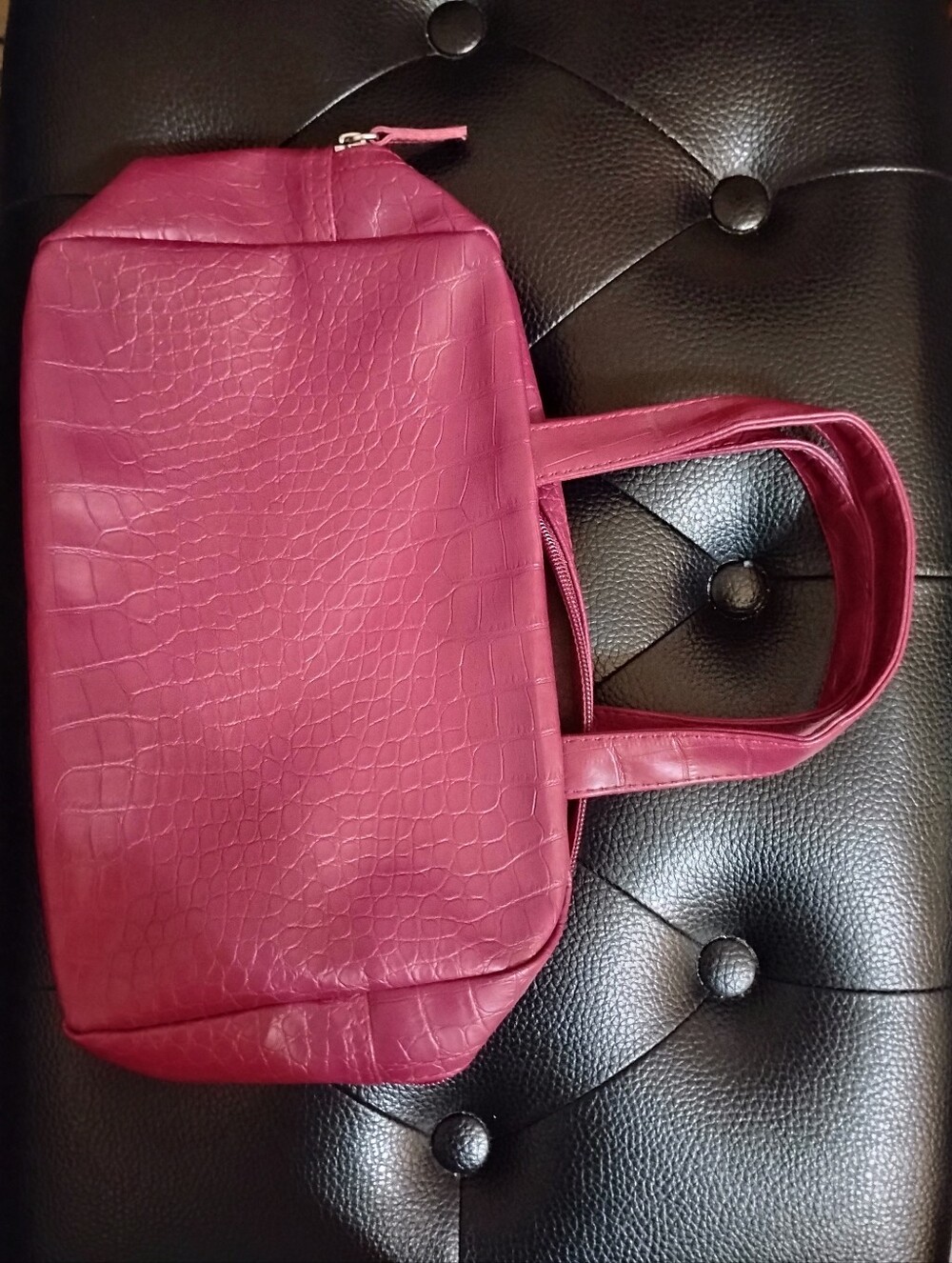 Stylish Fuchsia Croc-Embossed Tote Bag - Women Faux Leather